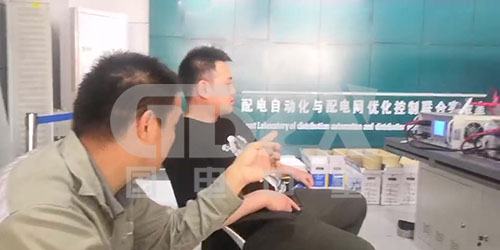 西藏電科院聯合光伏試驗01.jpg 西藏電科院聯合光伏試驗01.jpg