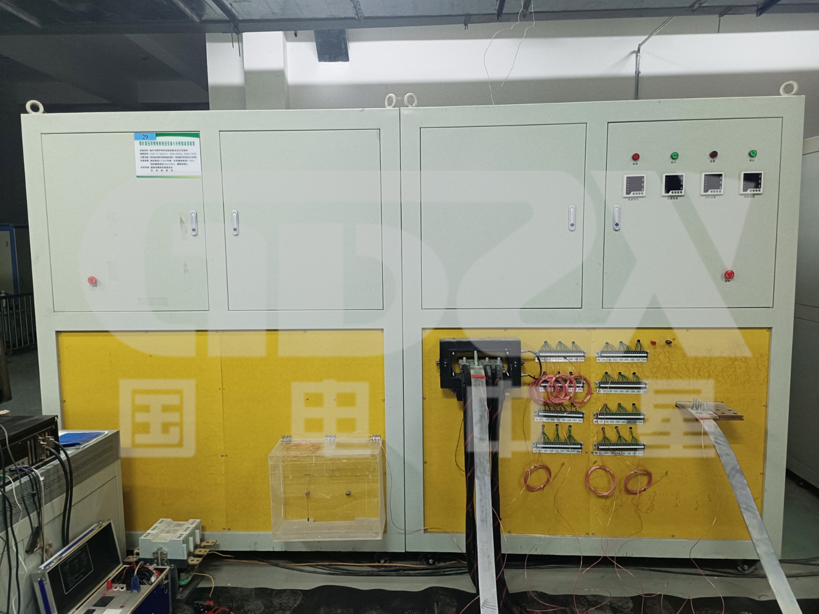 15kA直流溫升與保護特性試驗設備.jpg 15kA直流溫升與保護特性試驗設備.jpg